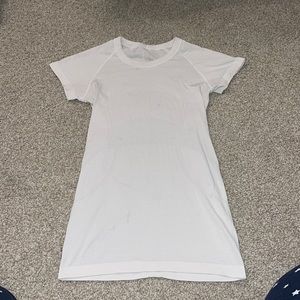 White lululemon shirt